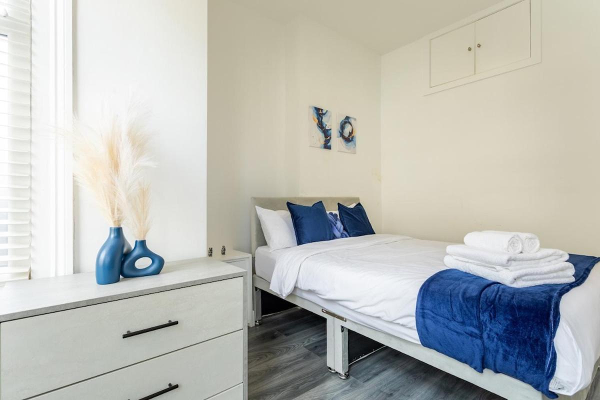 런던 Stylish 2-Bed Flat In The Heart Of West Hampstead 아파트 외부 사진